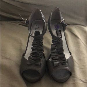 Grey heels barely wore